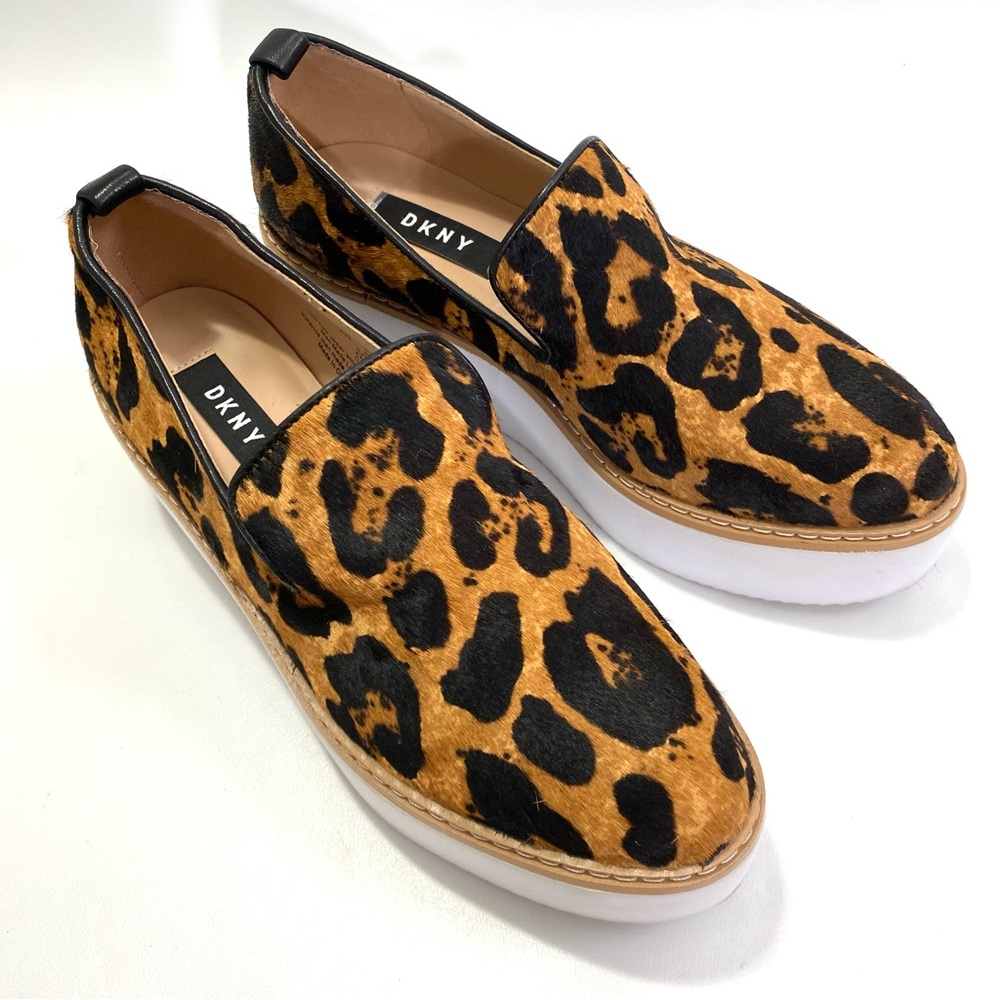 DKNY Leopard Print Slip On Platform Sneakers 6 M Cow Hair